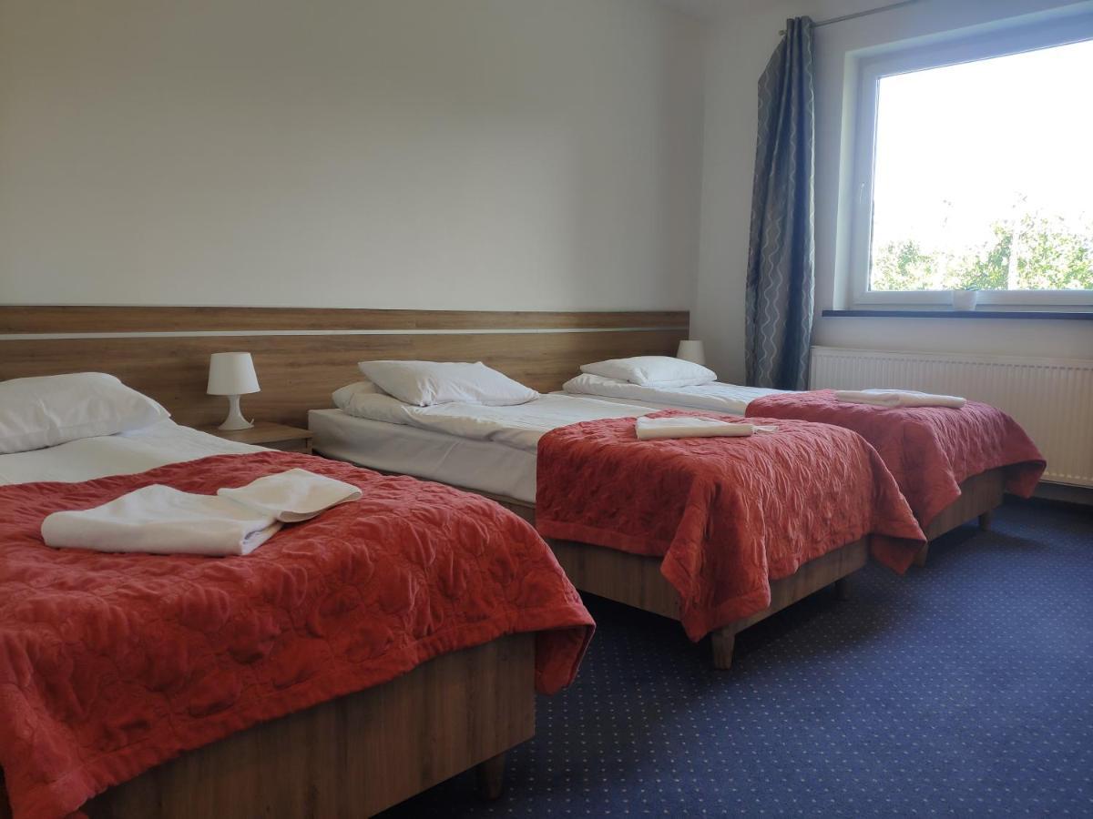 Hotel Eden Жґув Екстер'єр фото